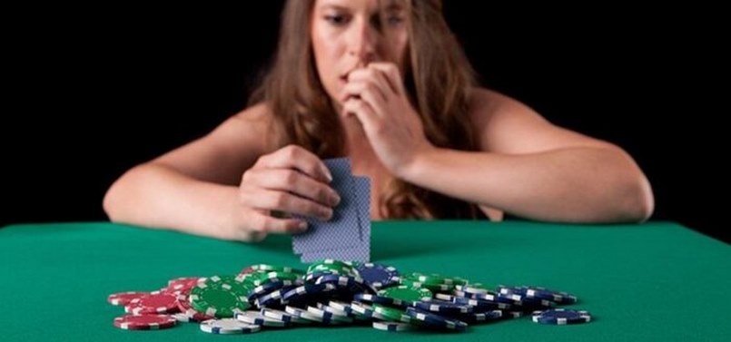 Những điểm tốt của Bluff trong Poker là gì?